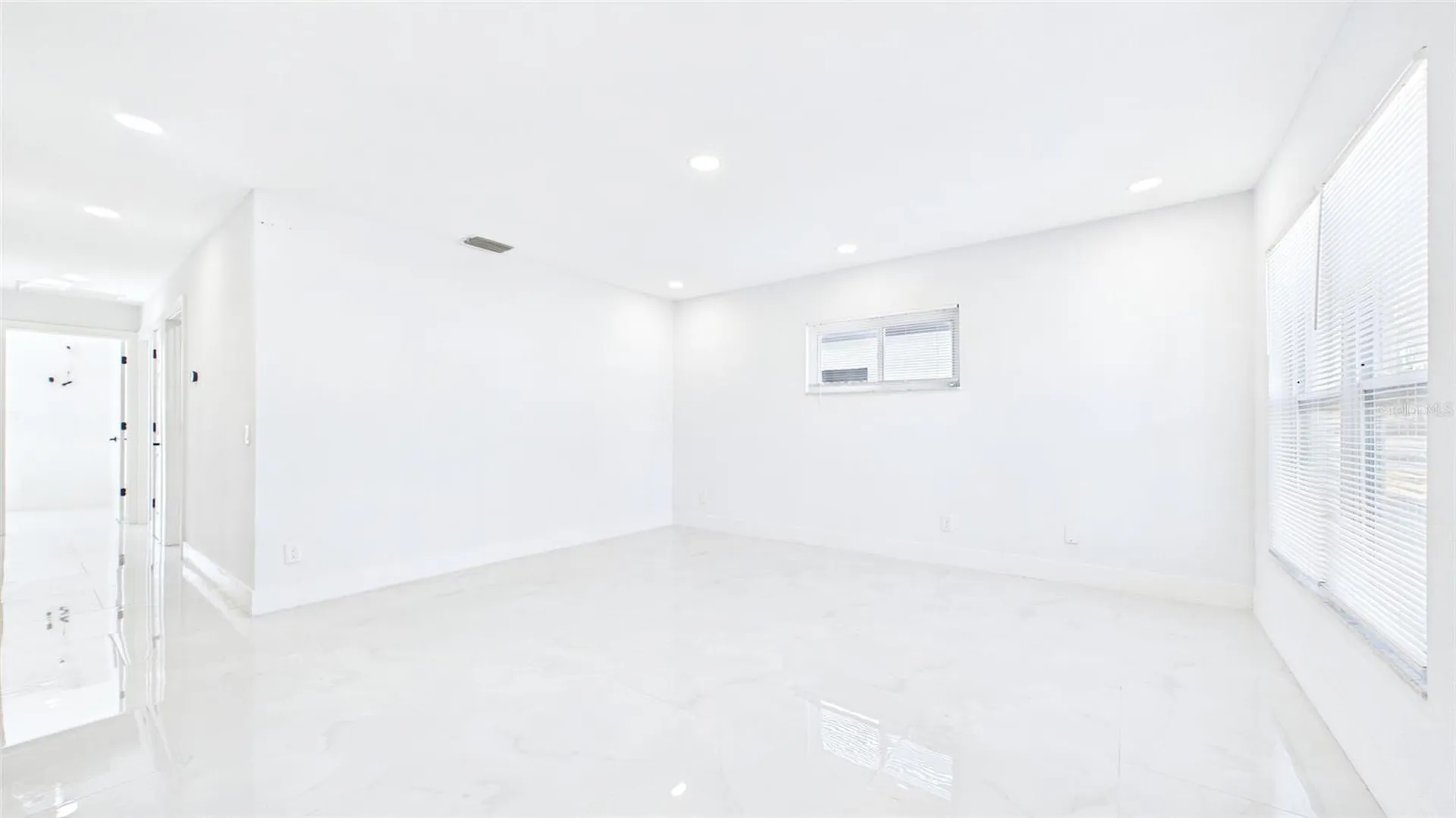 1778 New Hampshire Avenue NE St Petersburg FL 33703