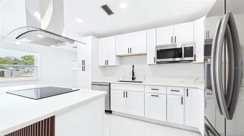 1778 New Hampshire Avenue NE St Petersburg FL 33703