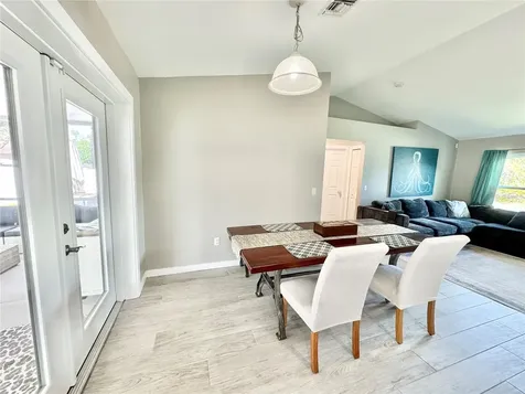 3659 Donahue Avenue North Port FL 34288