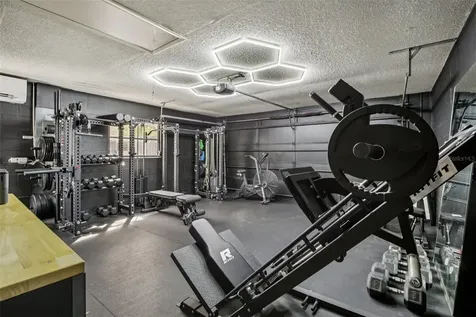 5753 Colonial Oaks Boulevard Sarasota FL 34232
