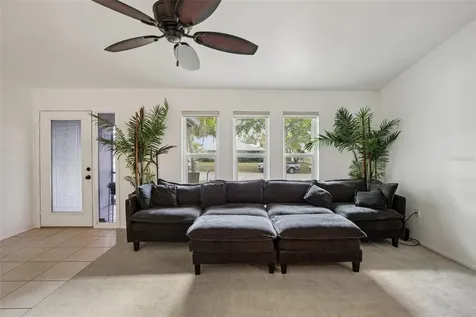 5753 Colonial Oaks Boulevard Sarasota FL 34232