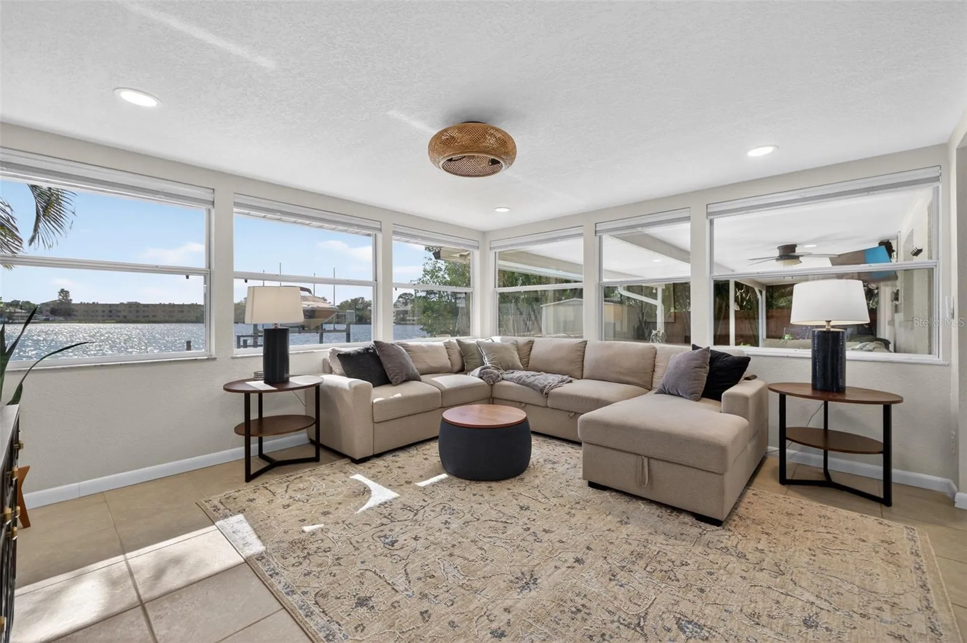 8848 Sunlit Cove Drive NE St Petersburg FL 33702