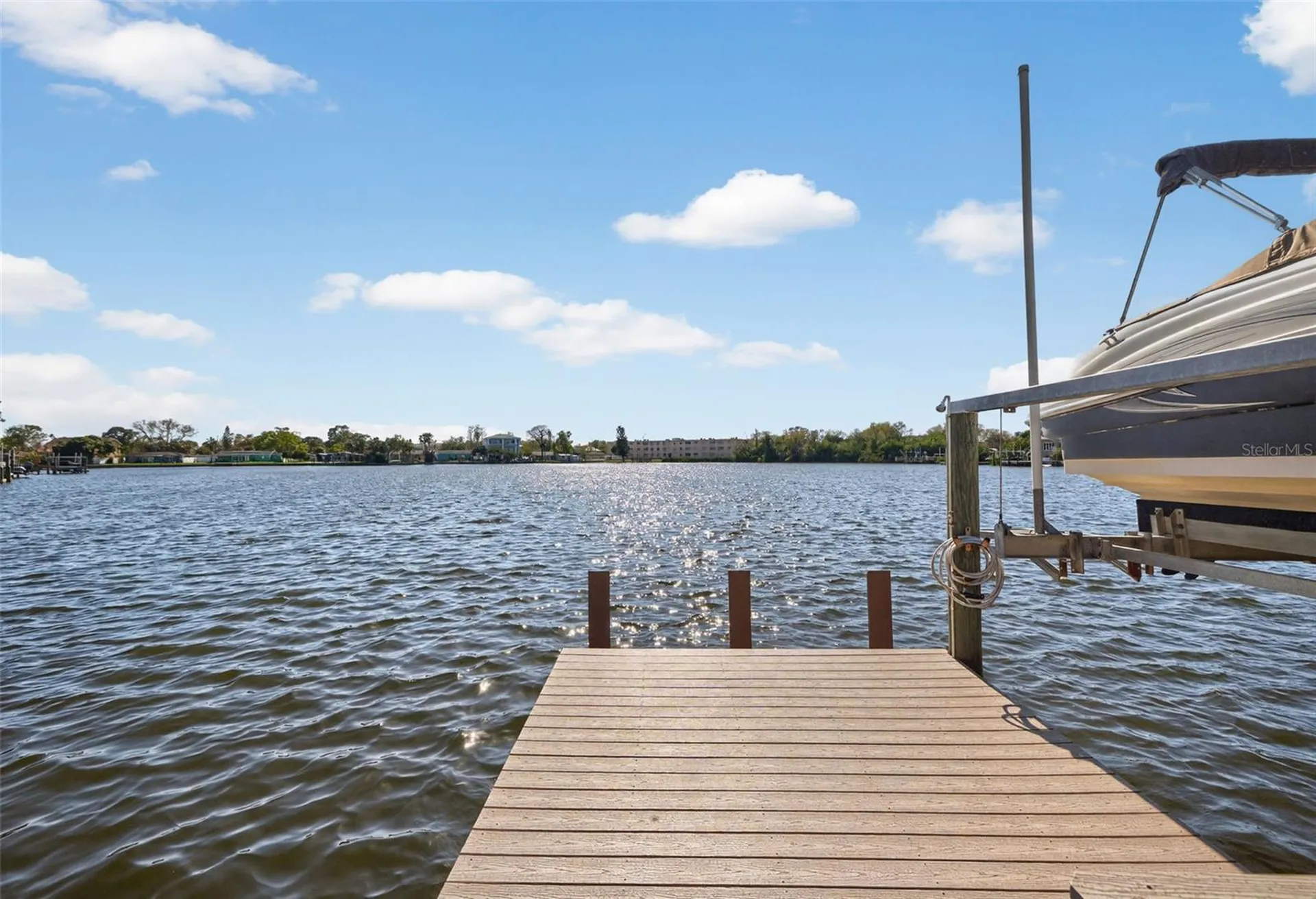8848 Sunlit Cove Drive NE St Petersburg FL 33702