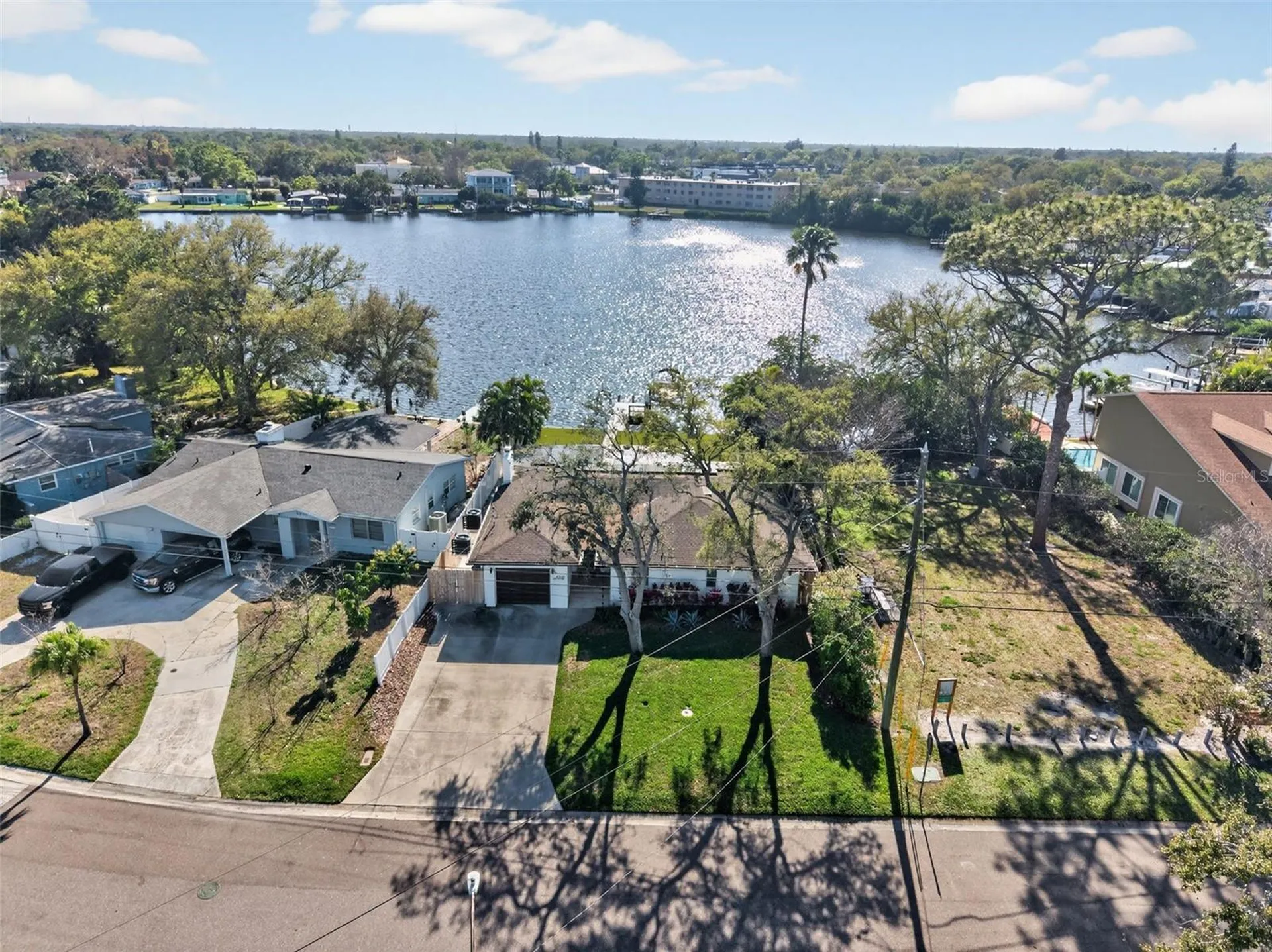 8848 Sunlit Cove Drive NE St Petersburg FL 33702