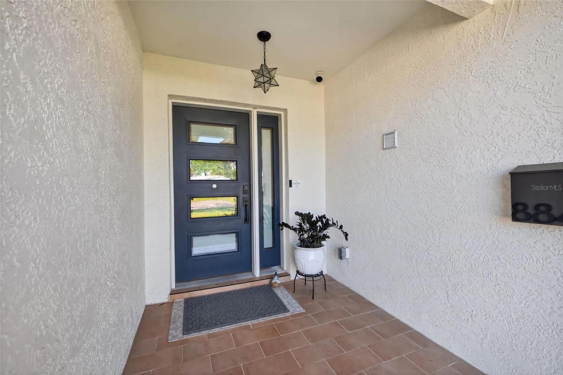 8848 Sunlit Cove Drive NE St Petersburg FL 33702