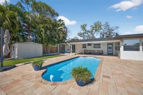 8848 Sunlit Cove Drive NE St Petersburg FL 33702