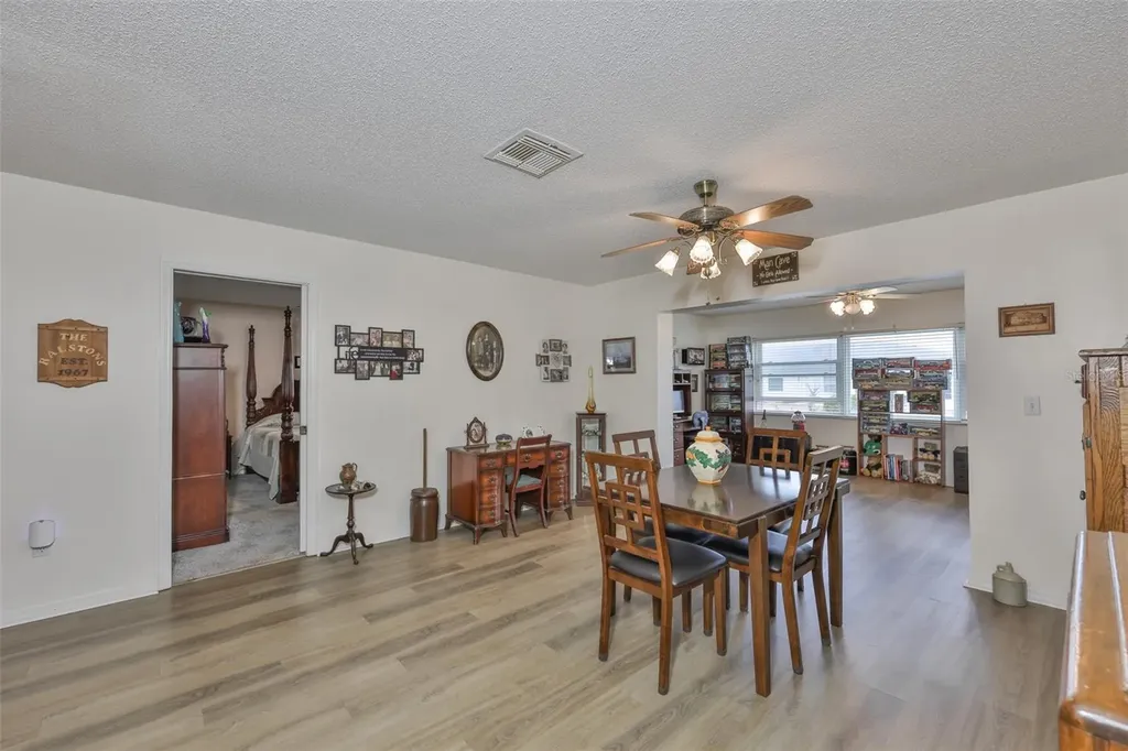1511 Cloister Drive Sun City Center FL 33573
