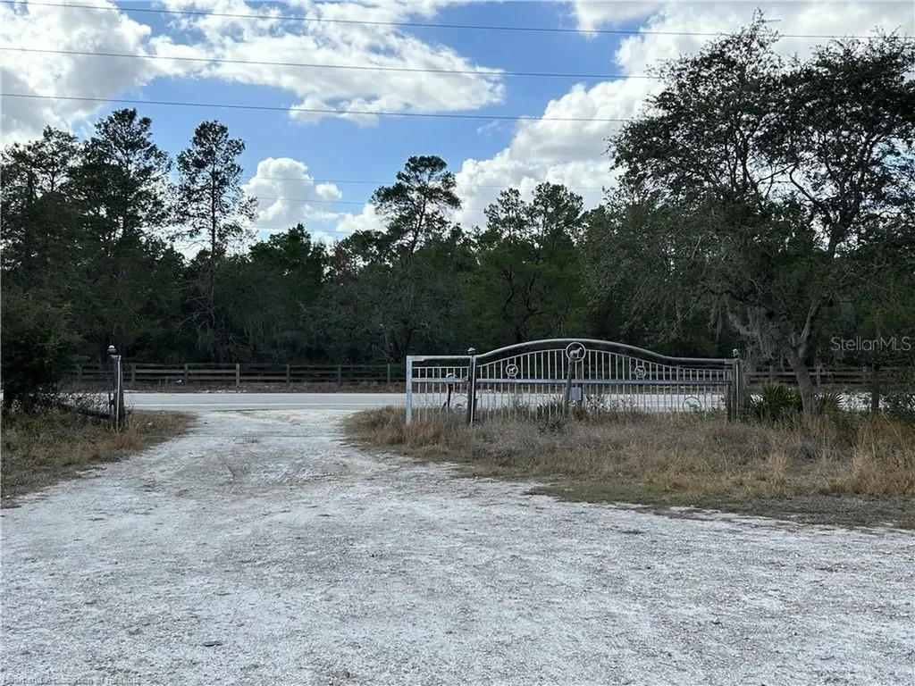 9210 County Road 635 Sebring FL 33875