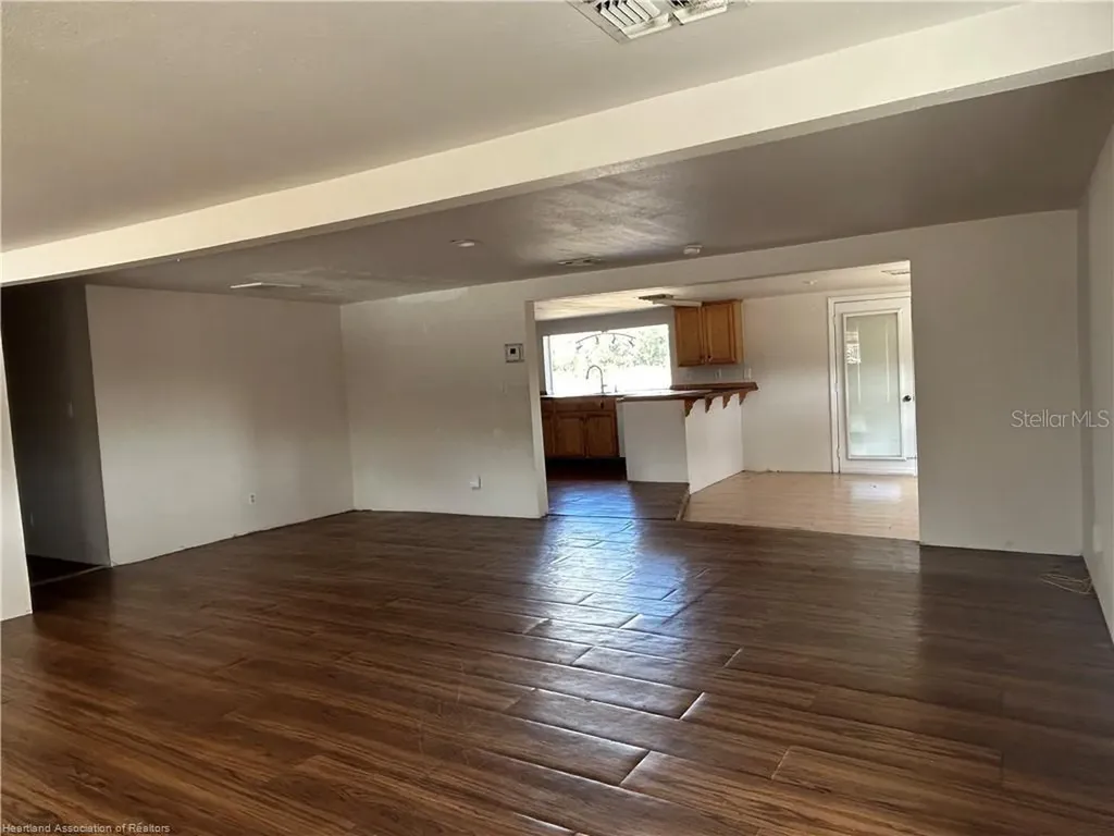 9210 County Road 635 Sebring FL 33875