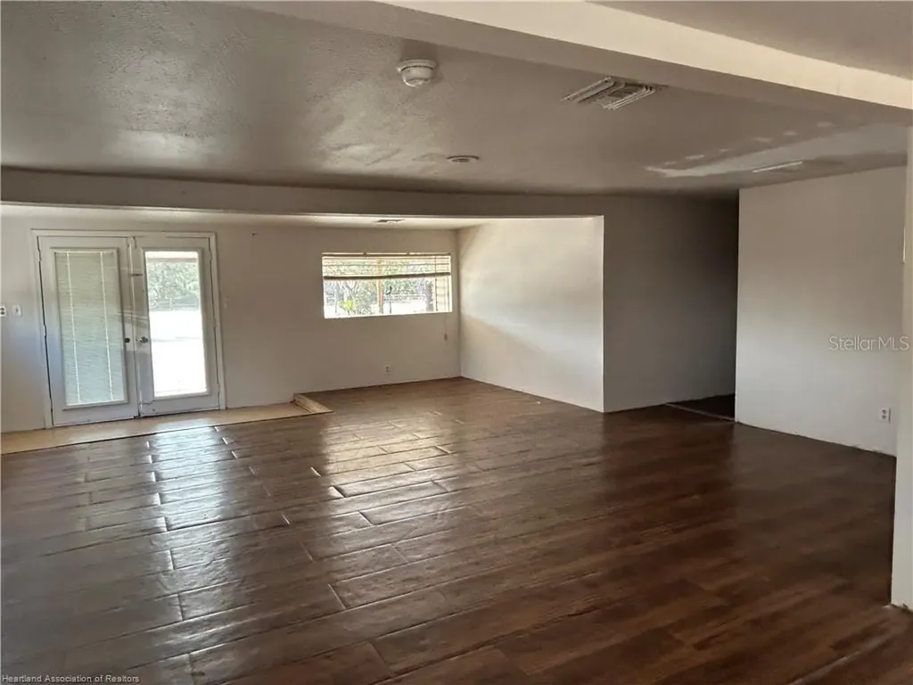 9210 County Road 635 Sebring FL 33875