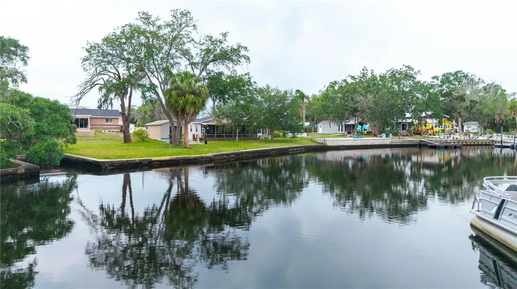 5822 River Road New Port Richey FL 34652