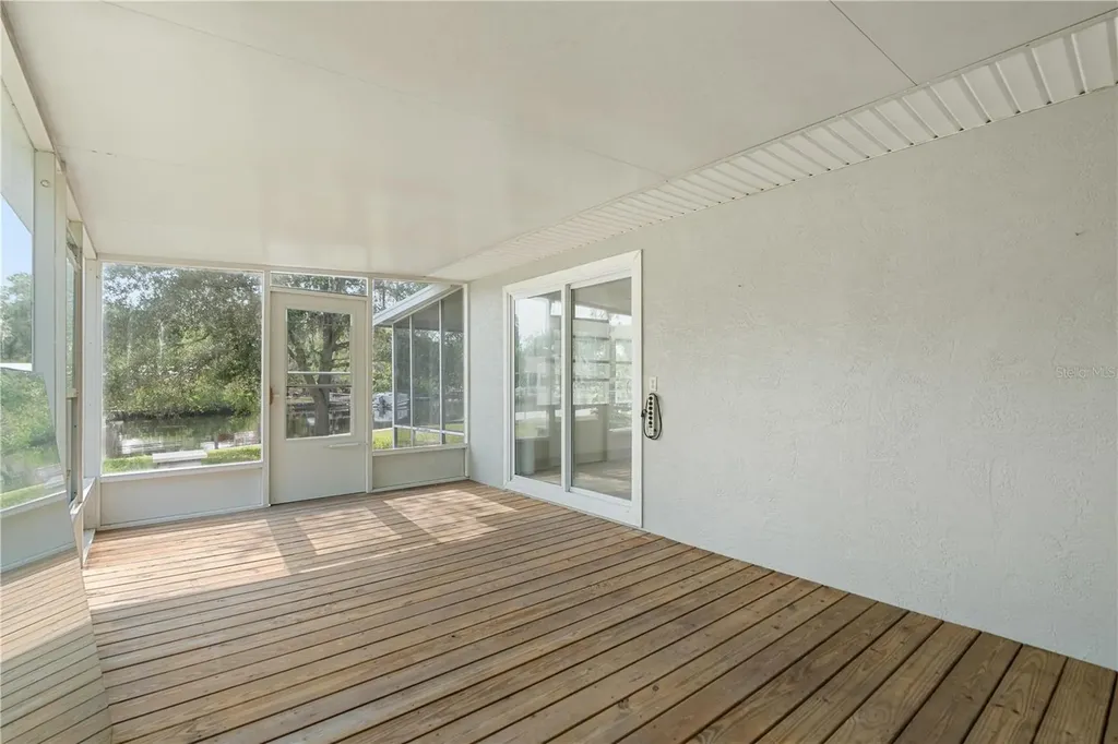5822 River Road New Port Richey FL 34652