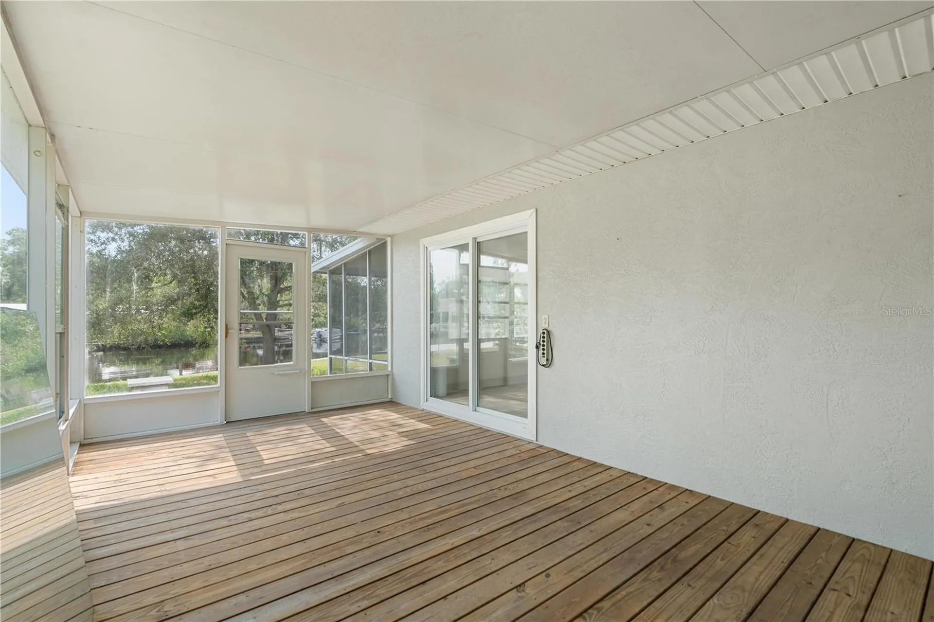 5822 River Road New Port Richey FL 34652