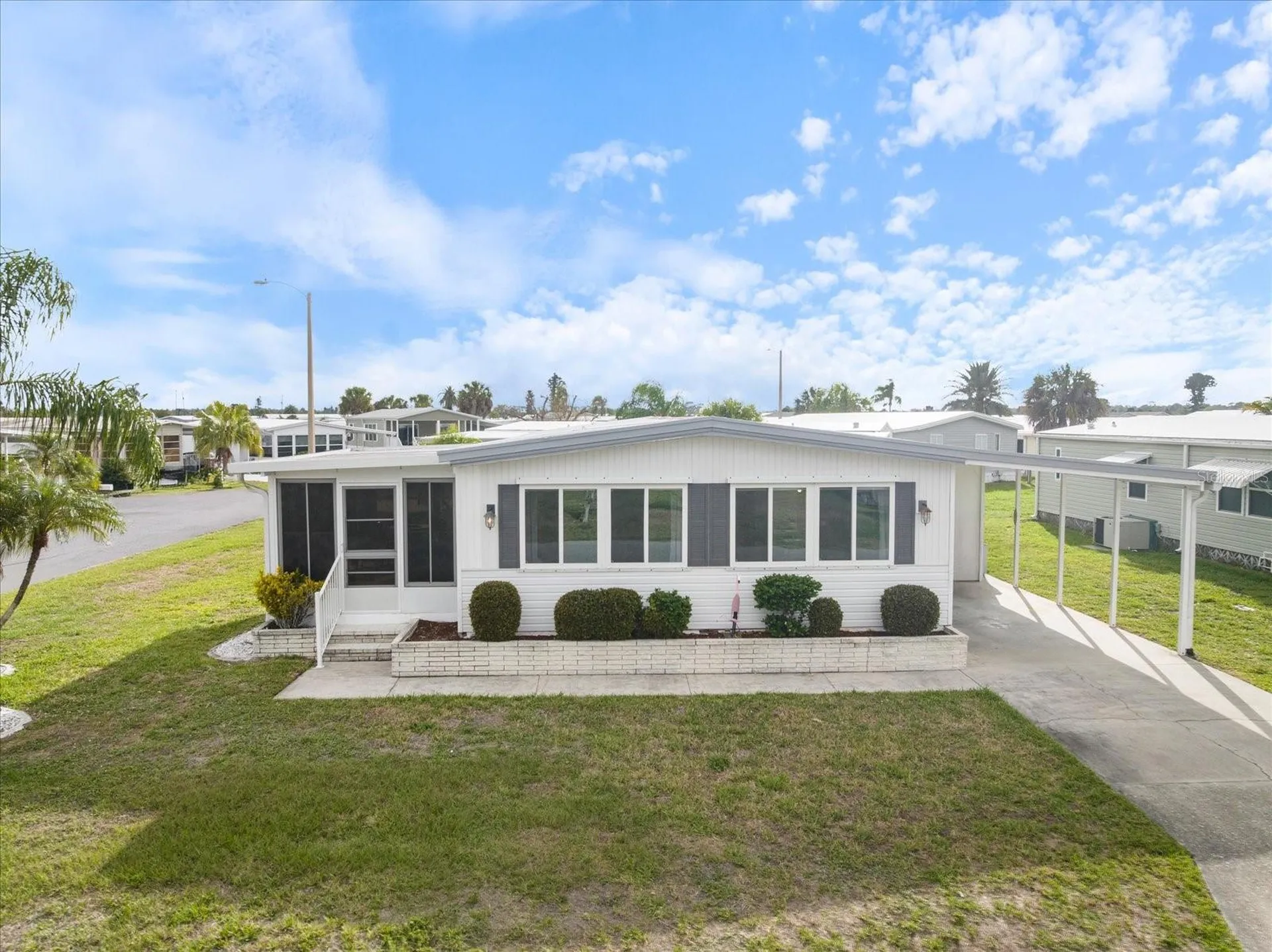 522 Parkwood Avenue North Port FL 34287