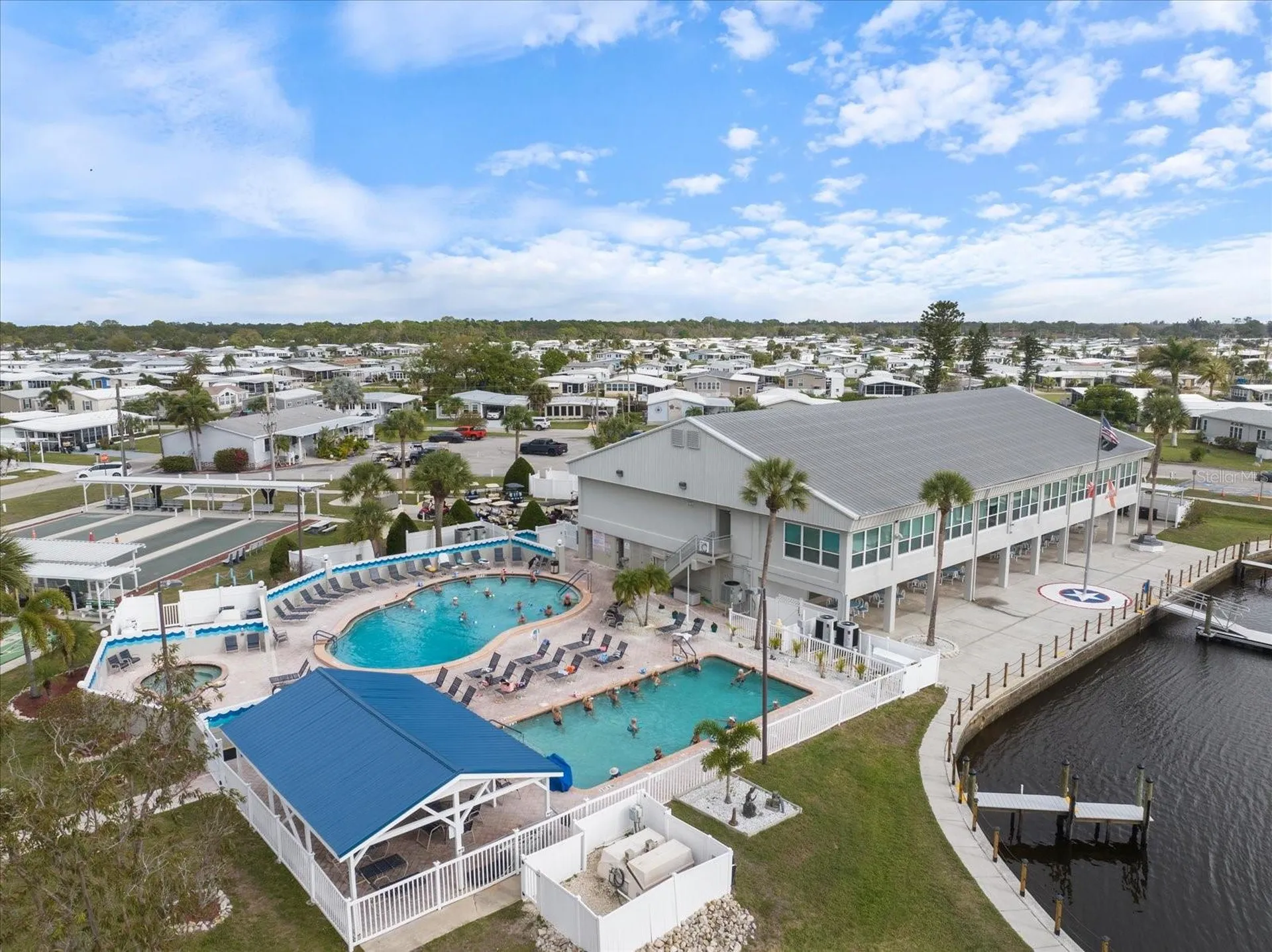 522 Parkwood Avenue North Port FL 34287