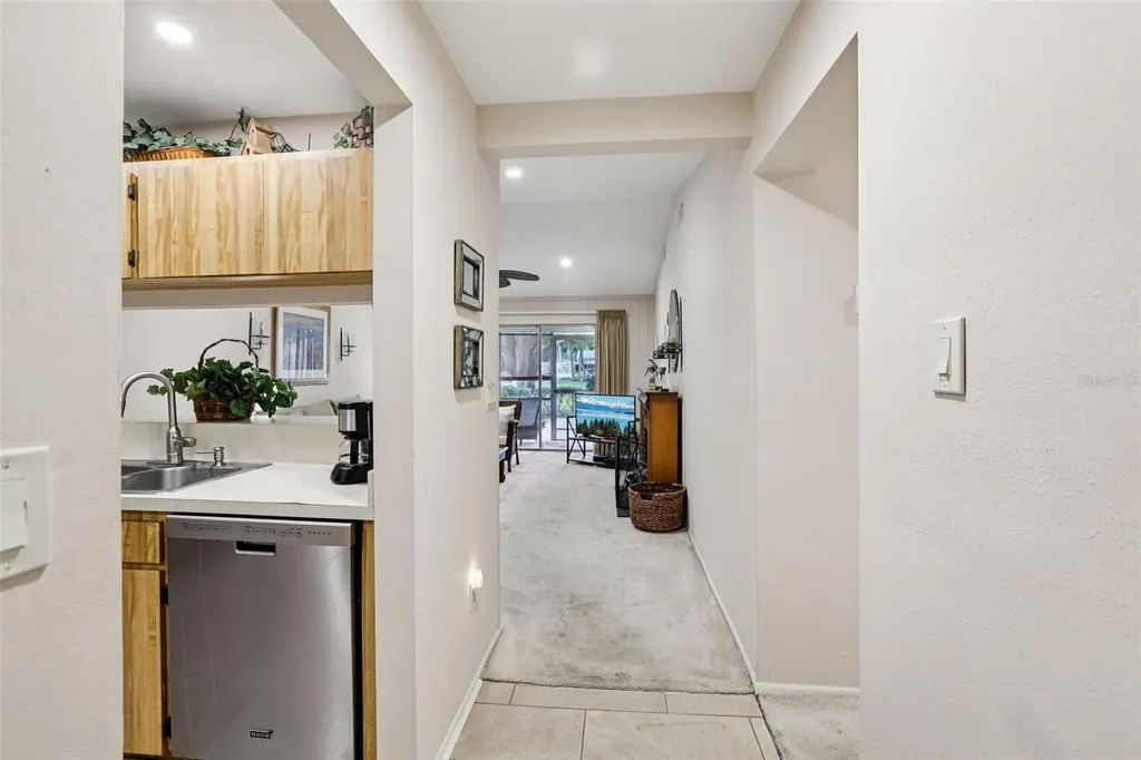 288 Salem Street Safety Harbor FL 34695