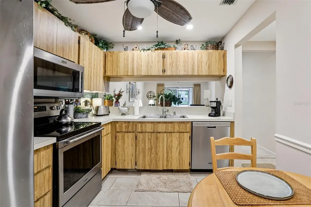 288 Salem Street Safety Harbor FL 34695
