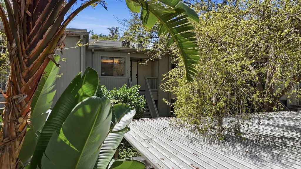 1628 Clower Creek Drive Sarasota FL 34231