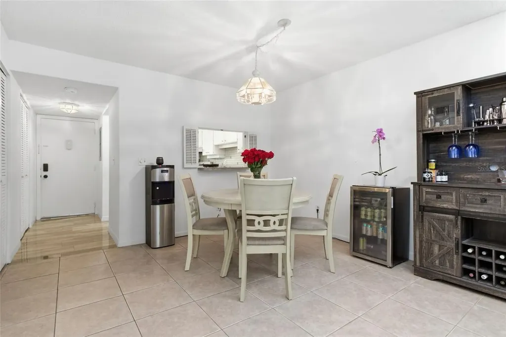 1628 Clower Creek Drive Sarasota FL 34231