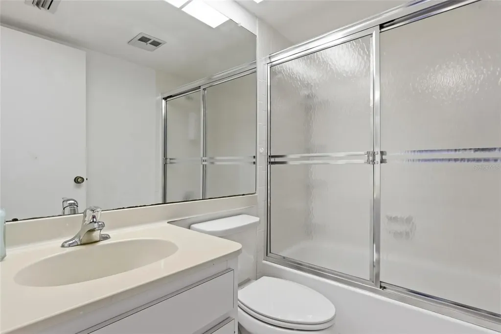 1628 Clower Creek Drive Sarasota FL 34231