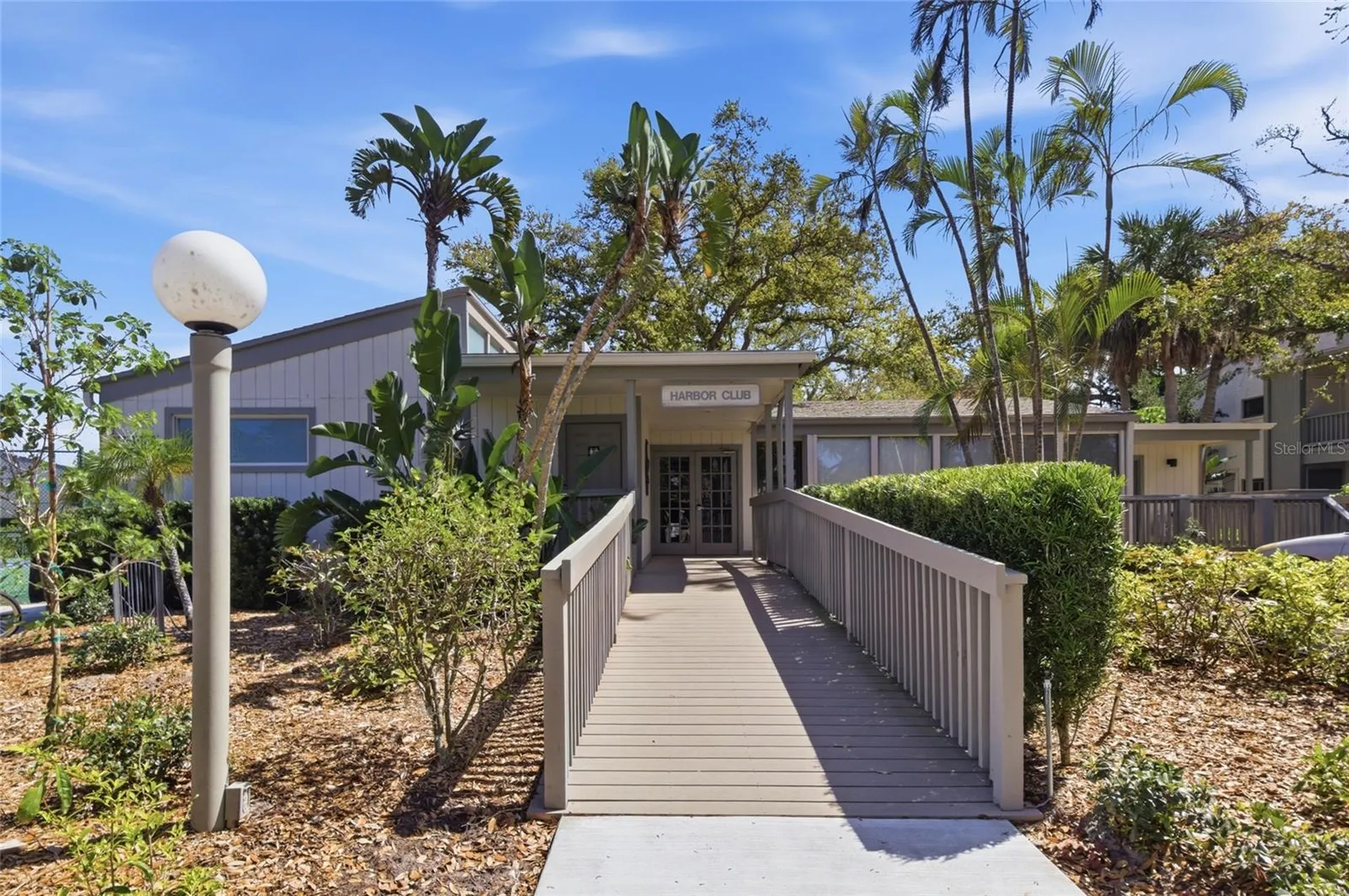 1628 Clower Creek Drive Sarasota FL 34231