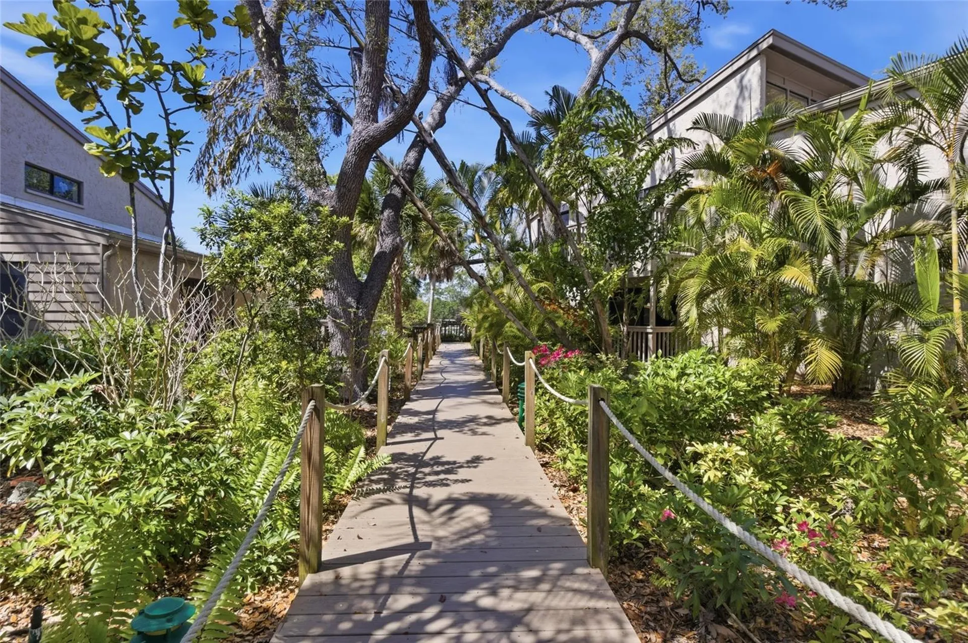 1628 Clower Creek Drive Sarasota FL 34231