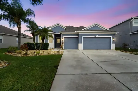 2446 Strandhill Street Orlando FL 32824