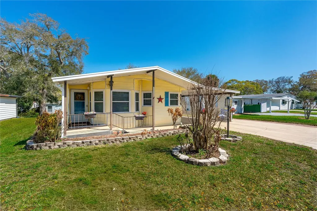 217 Schooner Avenue Edgewater FL 32141