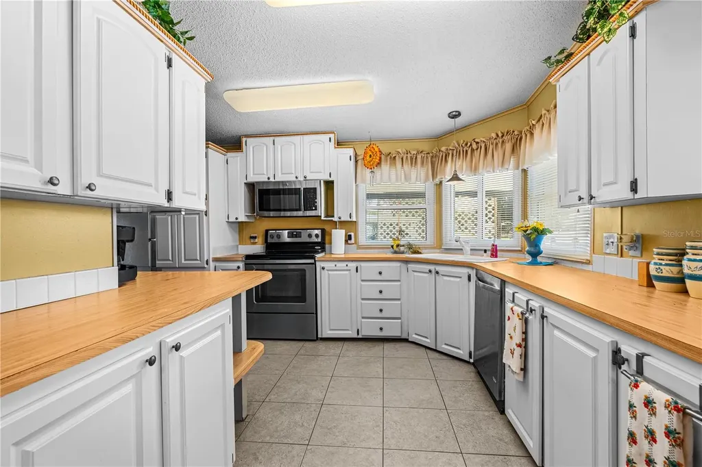217 Schooner Avenue Edgewater FL 32141