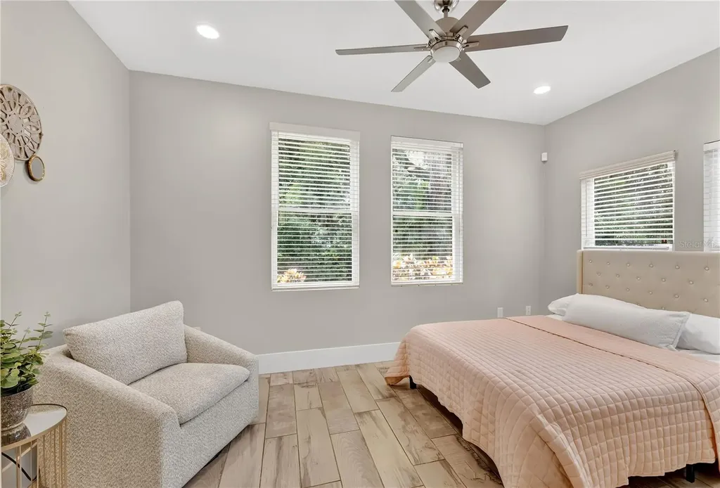 1604 Regal Cove Court Kissimmee FL 34744