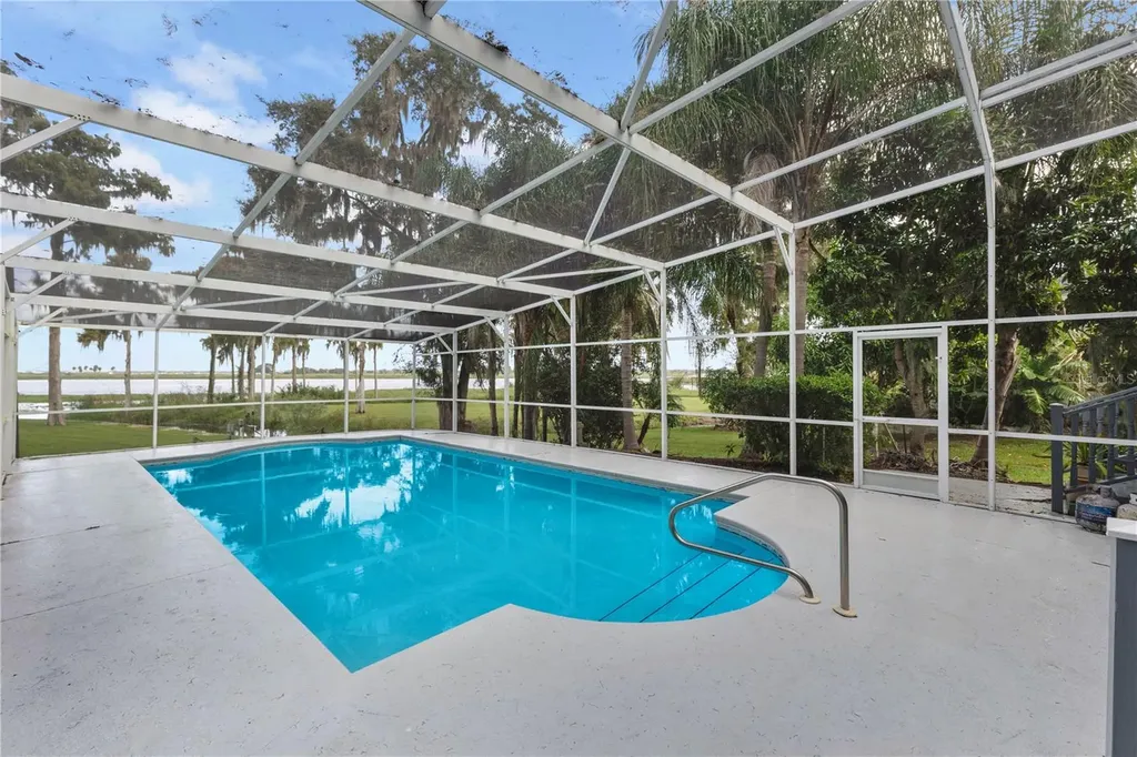 1604 Regal Cove Court Kissimmee FL 34744