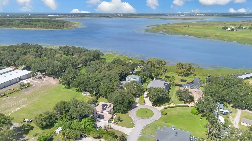 1604 Regal Cove Court Kissimmee FL 34744