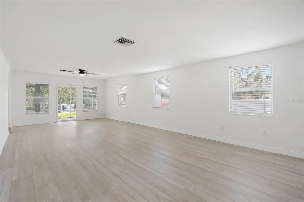 5822 River Road New Port Richey FL 34652
