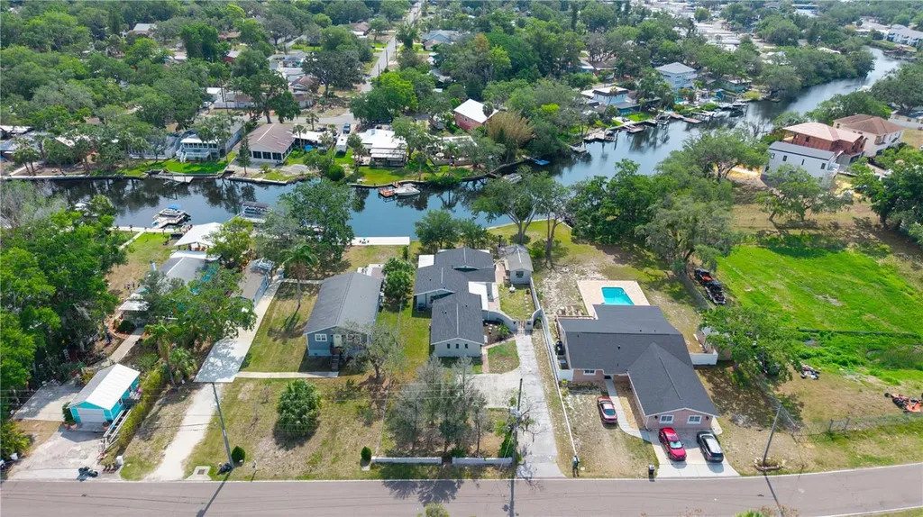 5822 River Road New Port Richey FL 34652