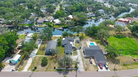 5822 River Road New Port Richey FL 34652
