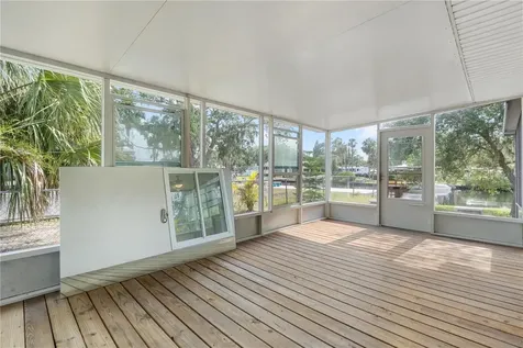 5822 River Road New Port Richey FL 34652