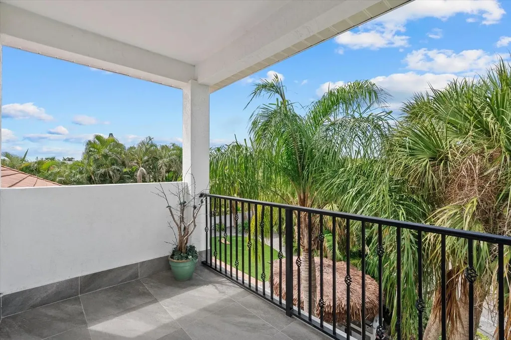 3508 La Paloma Avenue Sarasota FL 34242