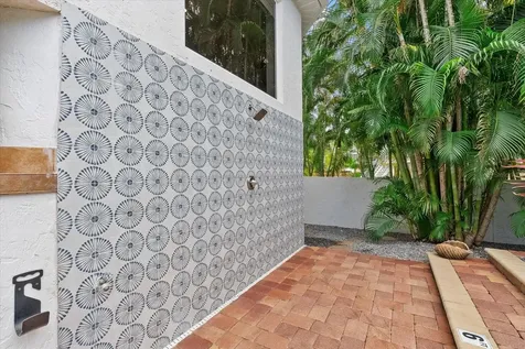 3508 La Paloma Avenue Sarasota FL 34242