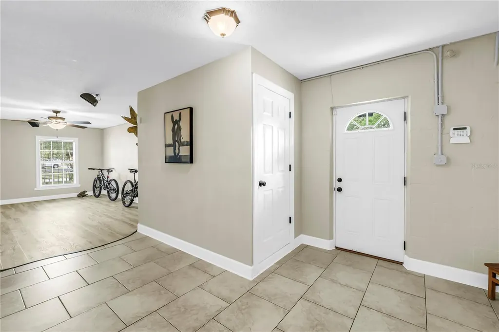 786 59th Avenue NE St Petersburg FL 33703