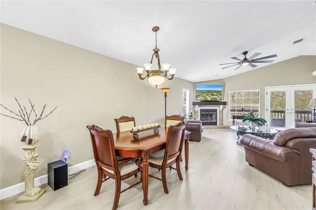 786 59th Avenue NE St Petersburg FL 33703