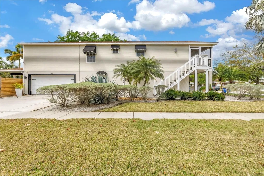 786 59th Avenue NE St Petersburg FL 33703