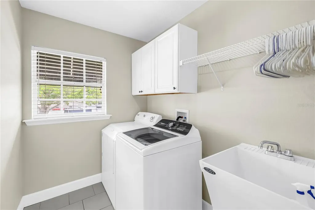 786 59th Avenue NE St Petersburg FL 33703