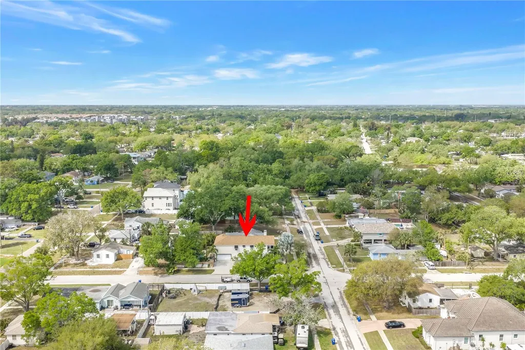 786 59th Avenue NE St Petersburg FL 33703