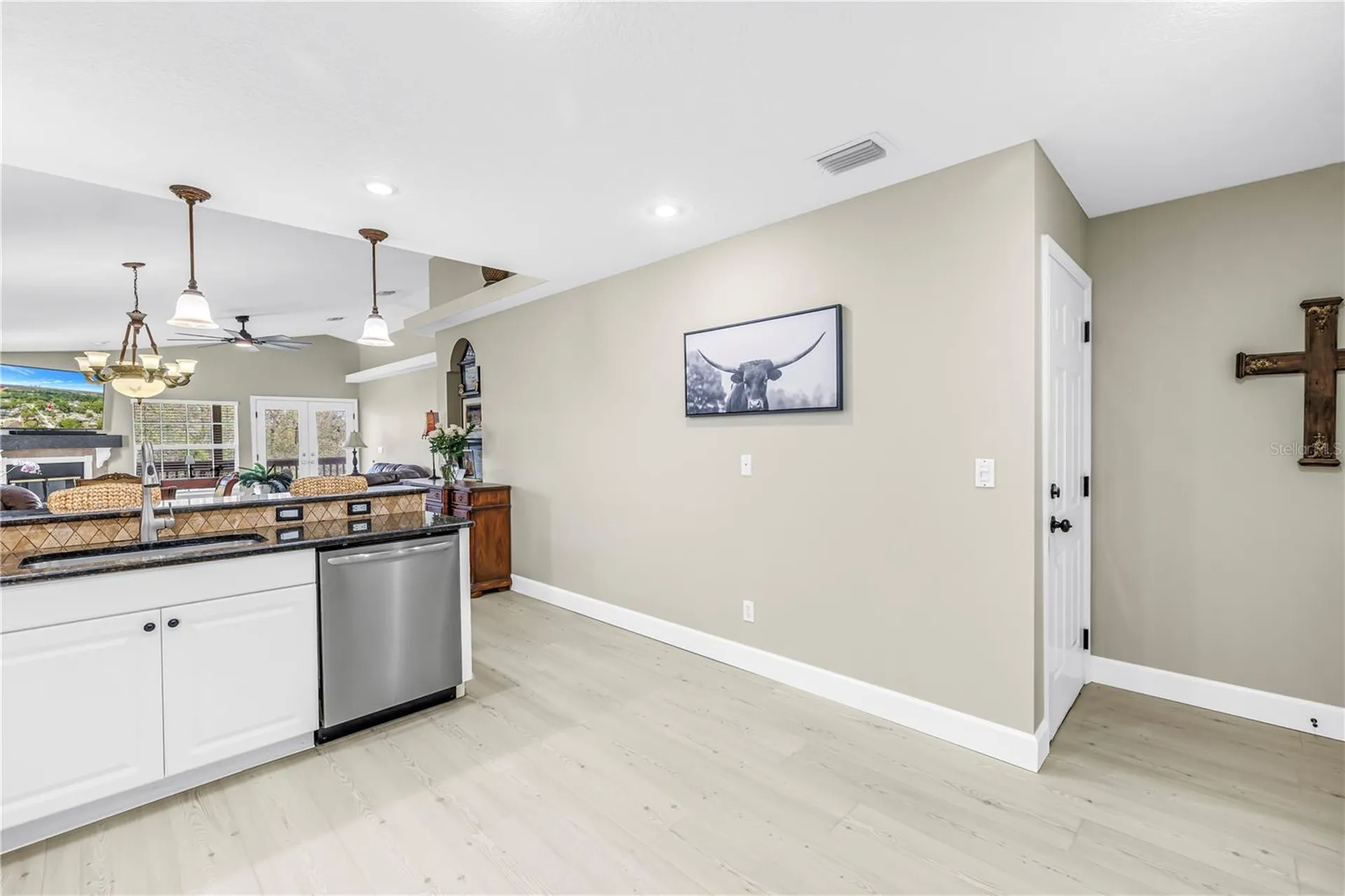 786 59th Avenue NE St Petersburg FL 33703