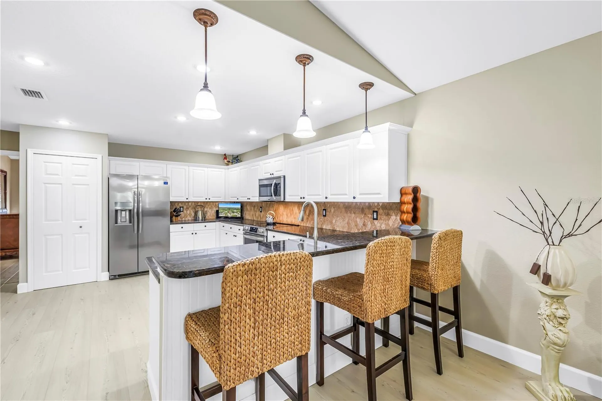 786 59th Avenue NE St Petersburg FL 33703