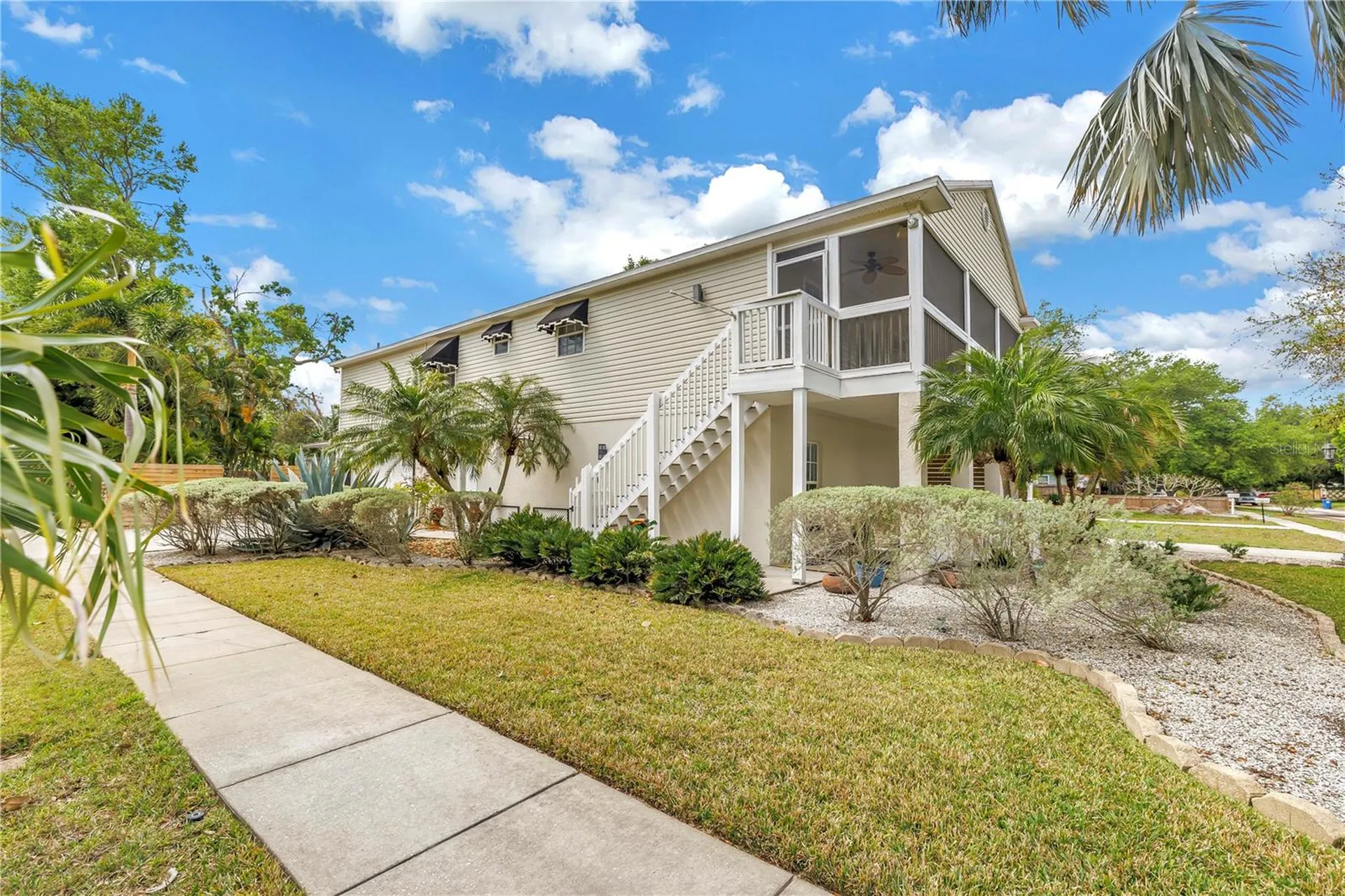 786 59th Avenue NE St Petersburg FL 33703