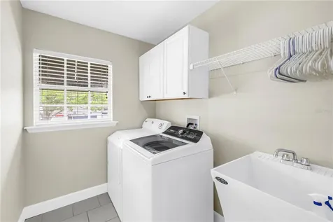786 59th Avenue NE St Petersburg FL 33703