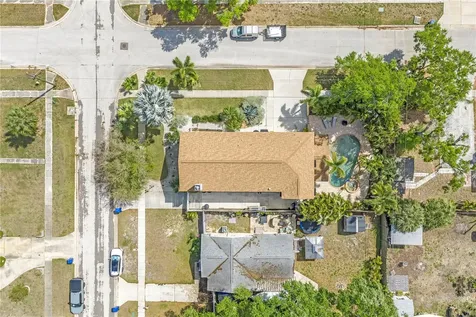 786 59th Avenue NE St Petersburg FL 33703
