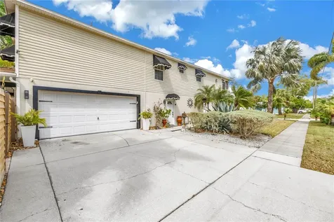 786 59th Avenue NE St Petersburg FL 33703