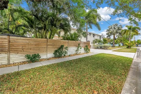 786 59th Avenue NE St Petersburg FL 33703